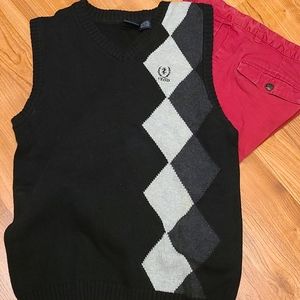 Izod youth L sweater vest in black argyle